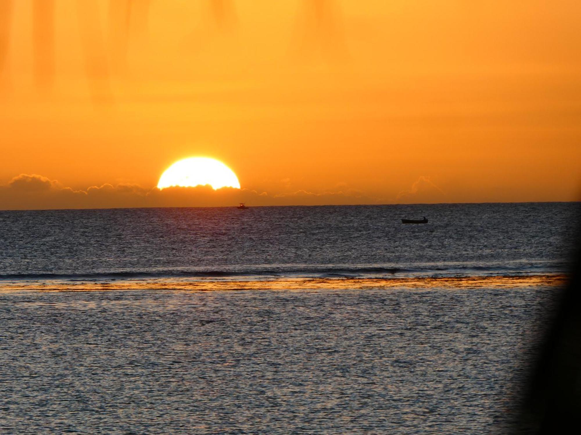 Appartement Le Dauphin Du Lagon Bleu - Plages De Mont Choisy Et De Trou Aux Biches Grand Bay Exteriér fotografie